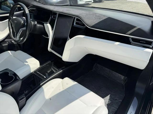 2017 Tesla Model S 90D