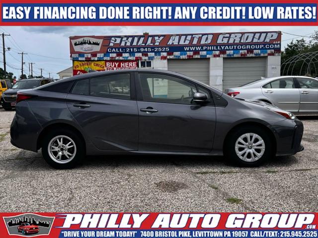 2021 Toyota Prius LE