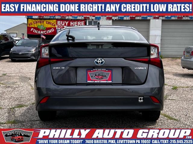 2021 Toyota Prius LE