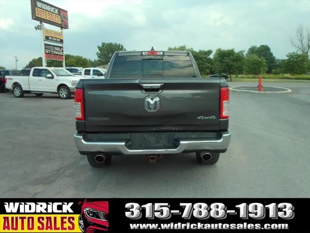 2020 Ram 1500 Big Horn Crew Cab 4x4 5'7" Box