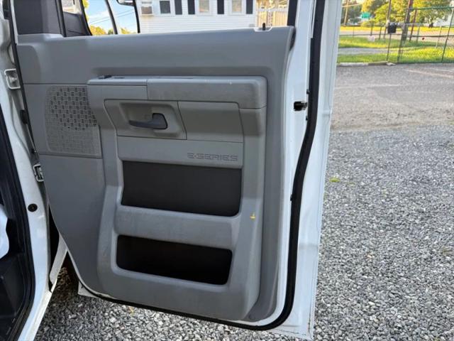 2014 Ford E-150 Commercial