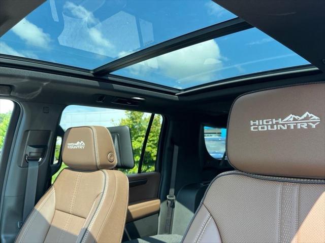 2025 Chevrolet Suburban 4WD High Country