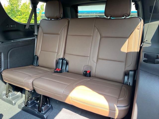 2025 Chevrolet Suburban 4WD High Country