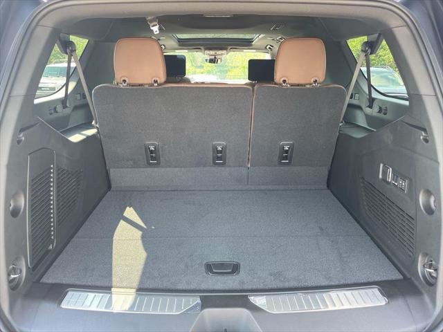 2025 Chevrolet Suburban 4WD High Country