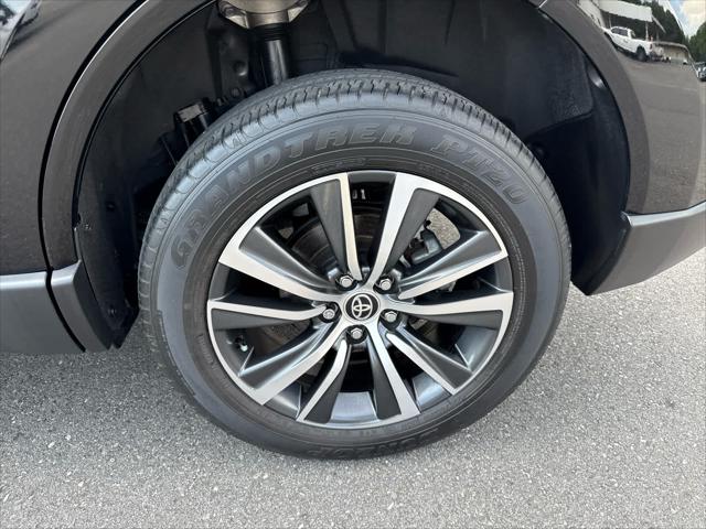 2023 Toyota Venza LE