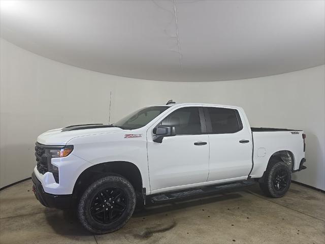 2024 Chevrolet Silverado 1500 4WD Crew Cab Short Bed Custom Trail Boss
