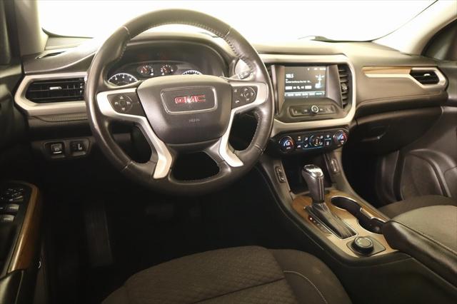 2017 GMC Acadia SLE-2