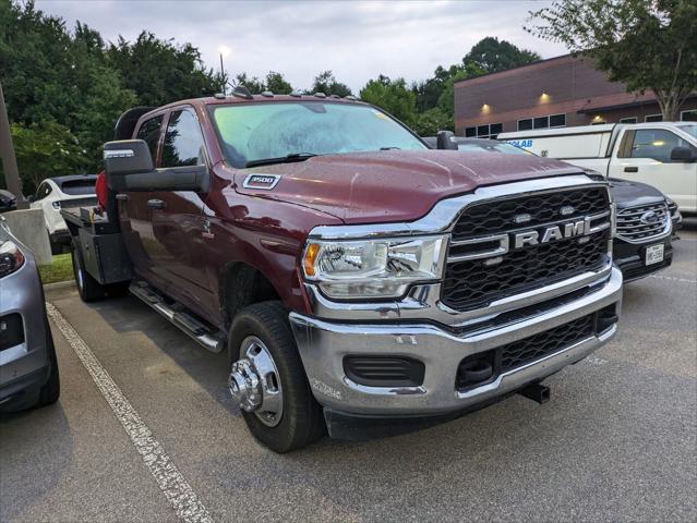 2023 RAM 3500 Tradesman Crew Cab 4x4 8 Box