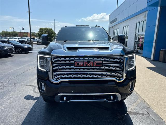 2023 GMC Sierra 2500HD 4WD Crew Cab Standard Bed Denali