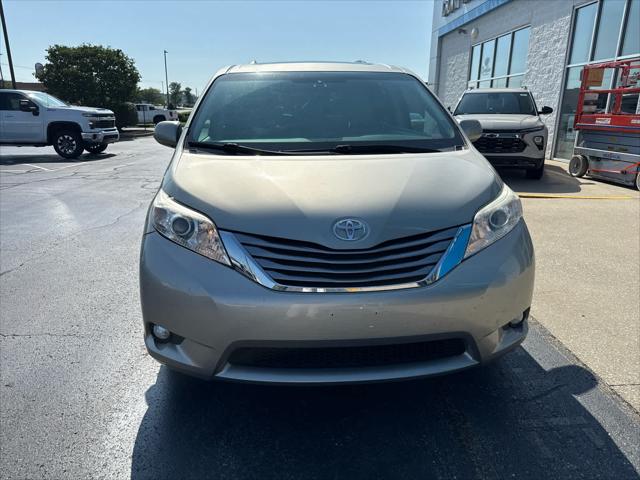 2017 Toyota Sienna XLE 7 Passenger