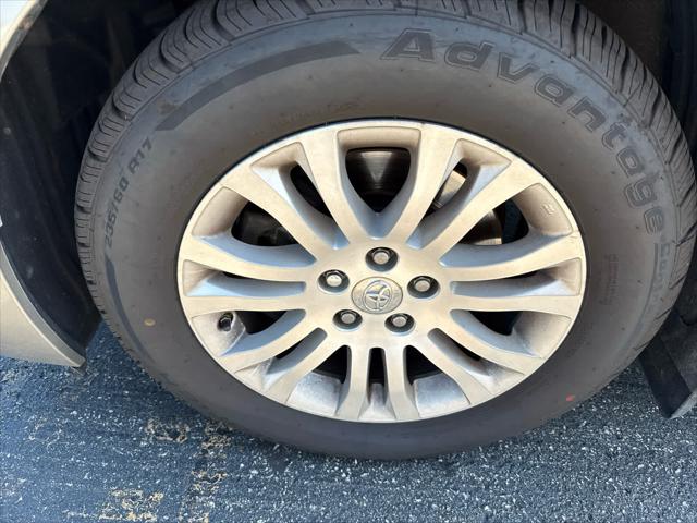 2017 Toyota Sienna XLE 7 Passenger