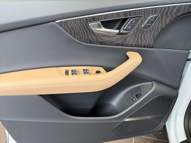 2025 Audi Q8 Premium Plus 55 TFSI quattro