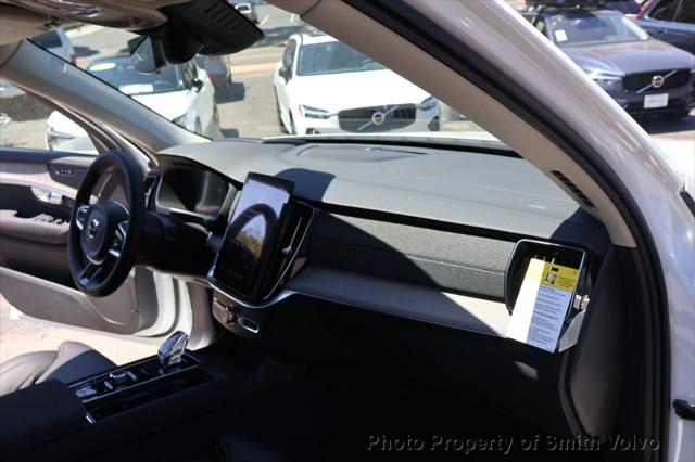 2026 Volvo XC90 B6 Ultra 6-Seater