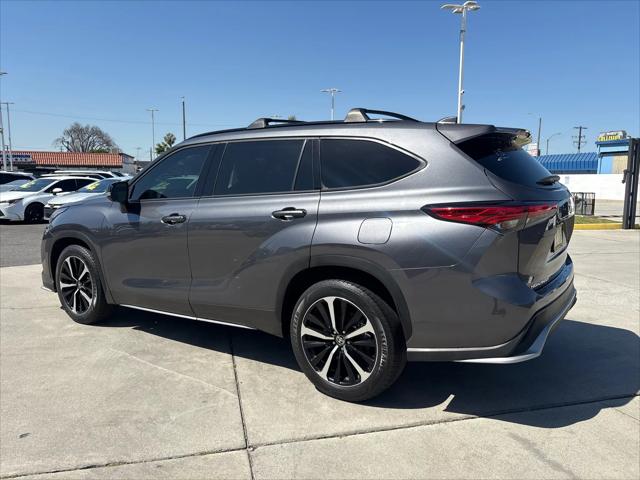 2022 Toyota Highlander XSE