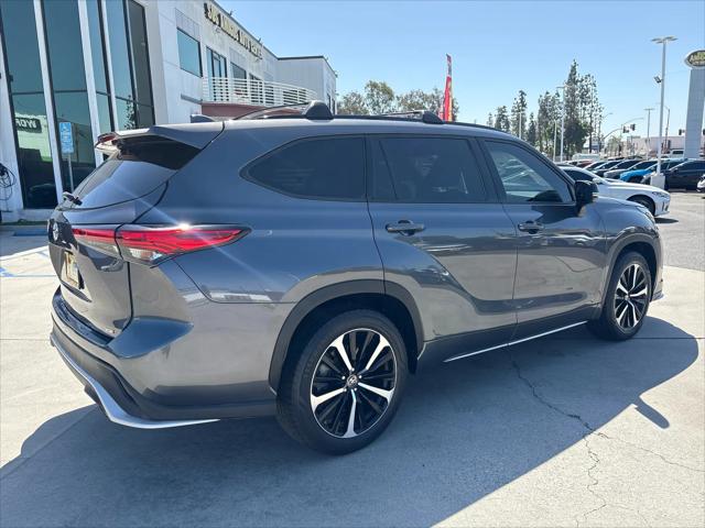 2022 Toyota Highlander XSE