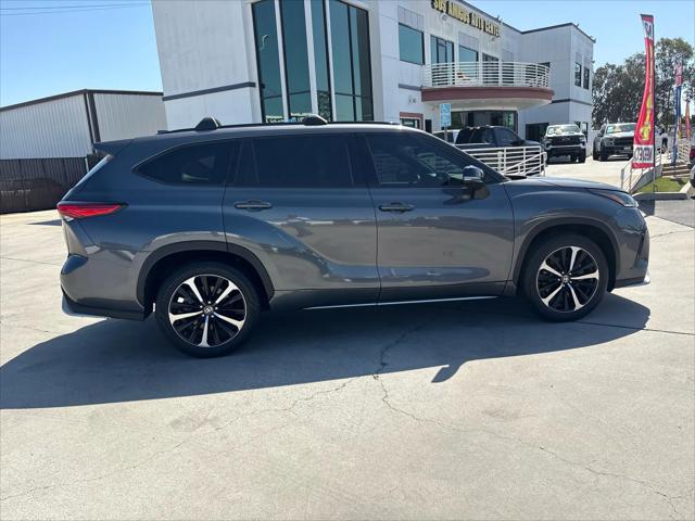 2022 Toyota Highlander XSE