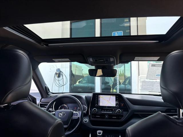 2022 Toyota Highlander XSE
