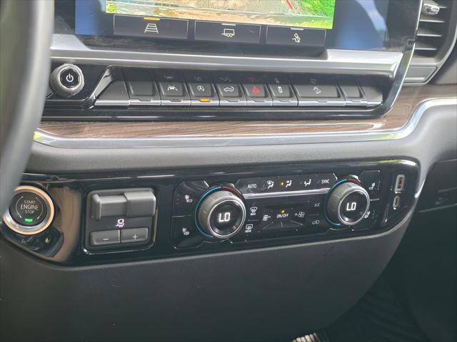 2023 Chevrolet Silverado 1500 4WD Crew Cab Standard Bed LT