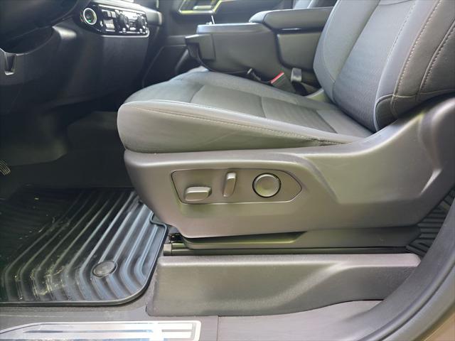 2023 Chevrolet Silverado 1500 4WD Crew Cab Standard Bed LT