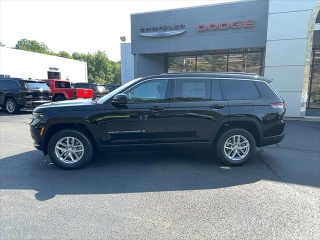 2025 Jeep Grand Cherokee GRAND CHEROKEE L LAREDO X 4X4