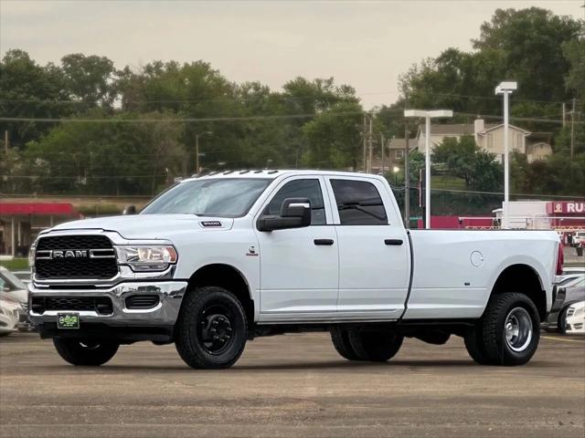 2024 Ram 3500 Tradesman Crew Cab 4x4 8' Box