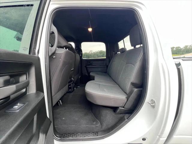 2024 Ram 3500 Tradesman Crew Cab 4x4 8' Box
