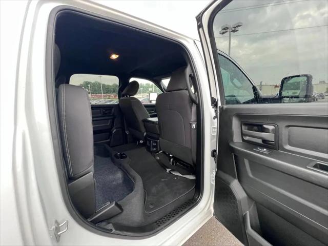2024 Ram 3500 Tradesman Crew Cab 4x4 8' Box