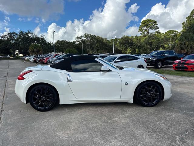 2015 Nissan 370Z Touring