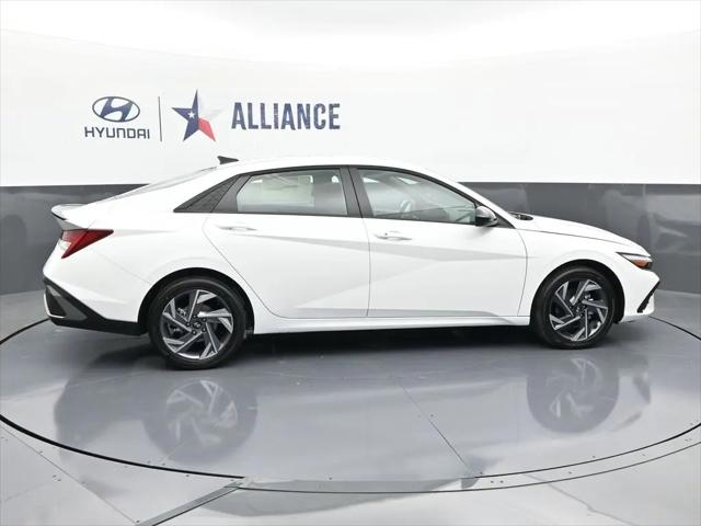 2025 Hyundai Elantra Hybrid SEL Sport