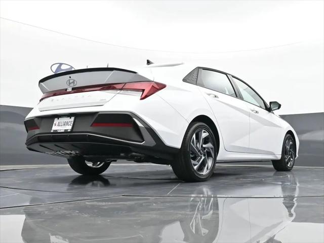 2025 Hyundai Elantra Hybrid SEL Sport