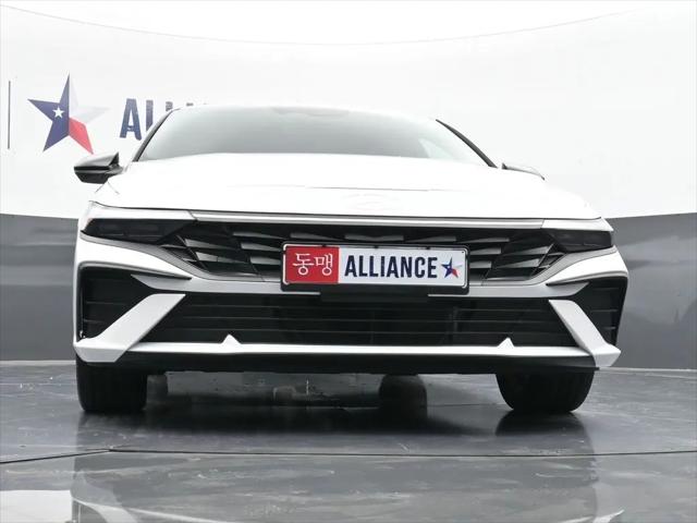 2025 Hyundai Elantra Hybrid SEL Sport