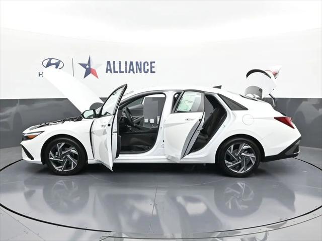 2025 Hyundai Elantra Hybrid SEL Sport