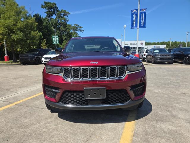 2024 Jeep Grand Cherokee Laredo 4x2