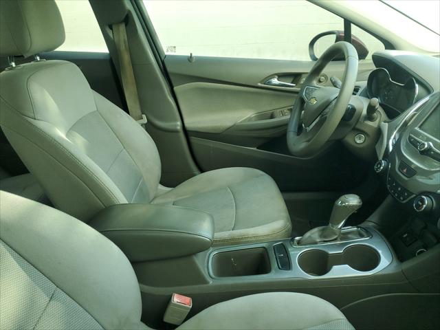 2017 Chevrolet Cruze LT Auto