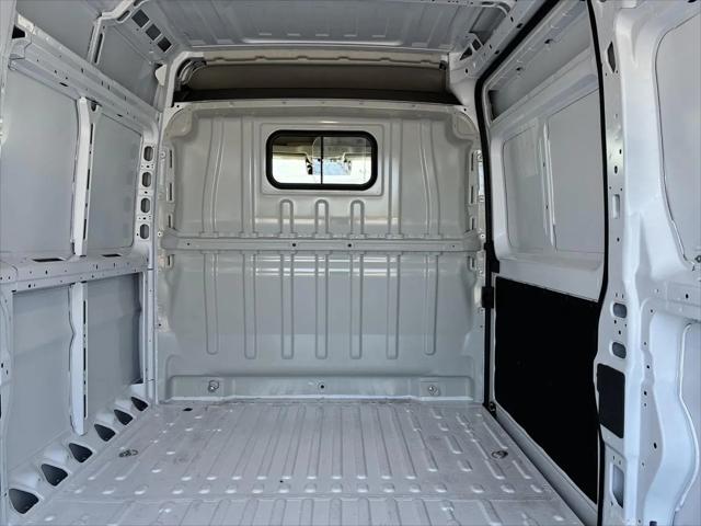 2025 Ram ProMaster 2500 Cargo Van Tradesman High Roof 159" WB w/Pass Seat