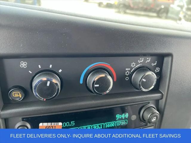 2025 Chevrolet Express Cargo Van RWD 3500 Extended Wheelbase WT