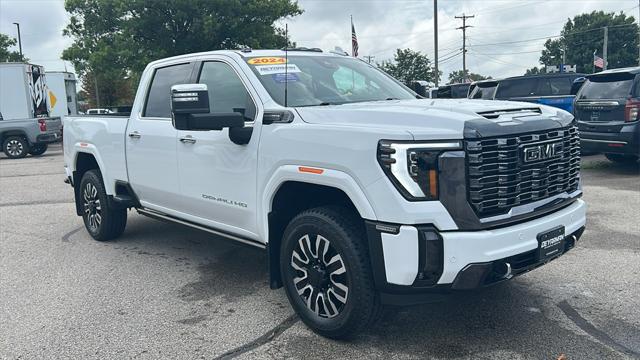 2024 GMC Sierra 2500HD 4WD Crew Cab Standard Bed Denali Ultimate 2024 GMC Sierra 2500HD 4WD Crew Cab Standard Bed Denali Ultimate