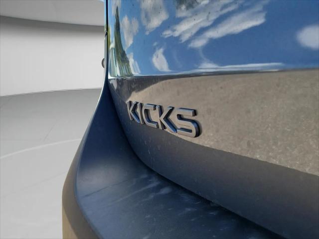 2025 Nissan Kicks SR FWD