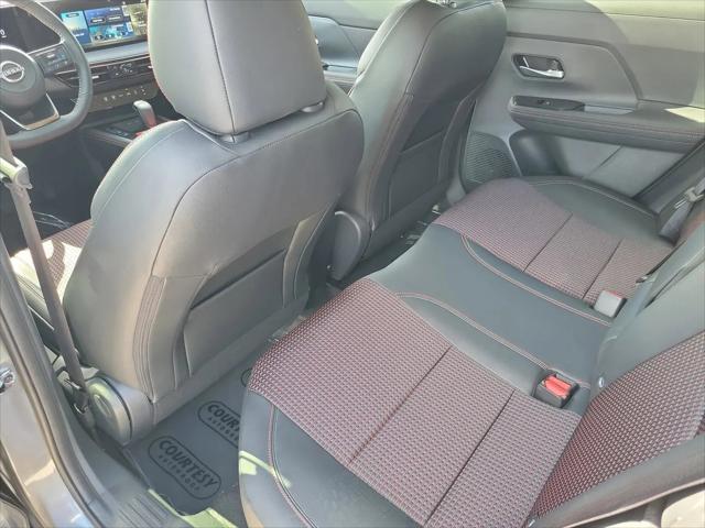 2025 Nissan Kicks SR FWD