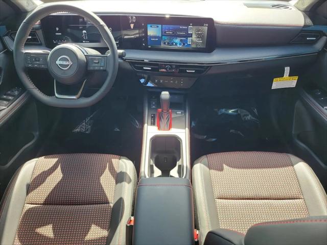 2025 Nissan Kicks SR FWD