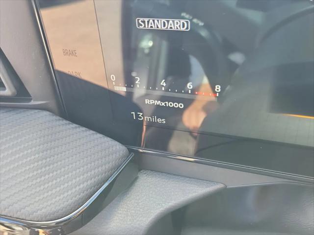 2025 Nissan Kicks SR FWD