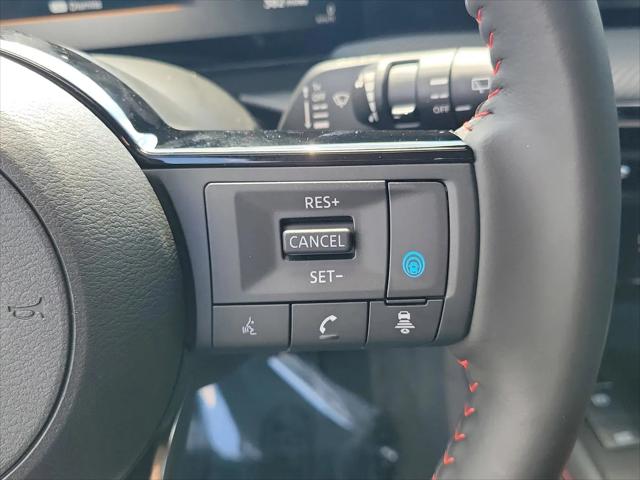 2025 Nissan Kicks SR FWD