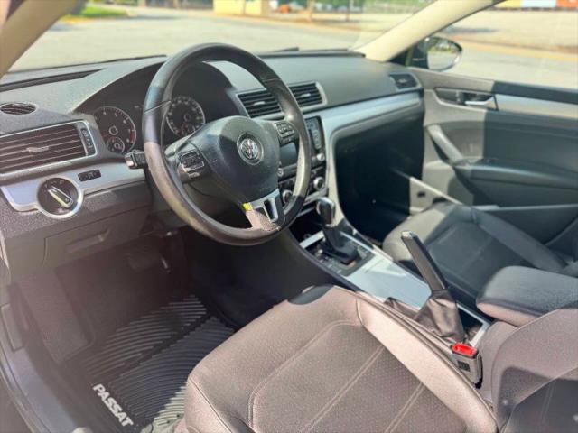 2012 Volkswagen Passat 2.5L SE