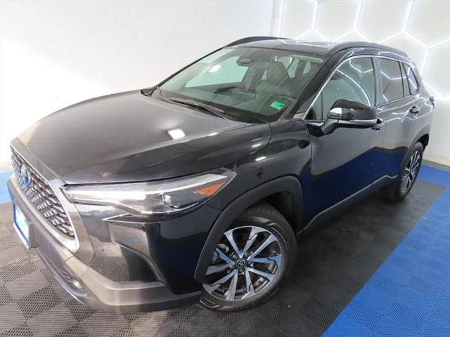 2024 Toyota Corolla Cross XLE