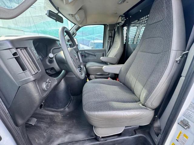 2021 GMC Savana Cargo RWD 2500 Regular Wheelbase Work Van