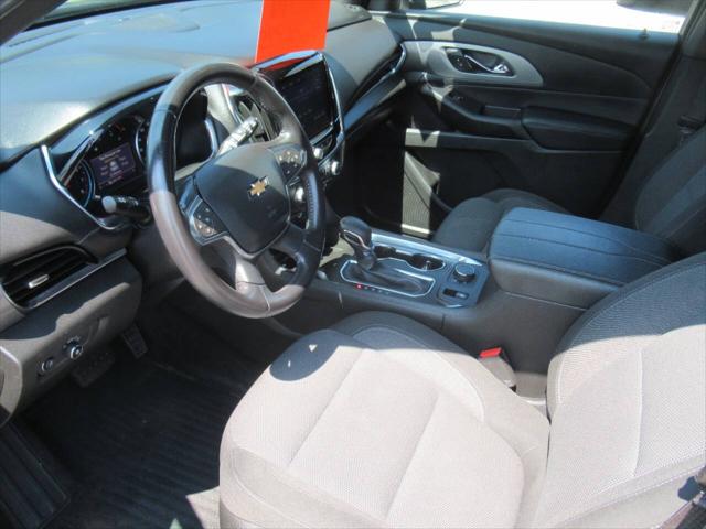 2022 Chevrolet Traverse AWD LT Cloth