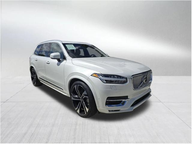 2024 Volvo XC90 B6 Ultimate Bright Theme 7-Seater