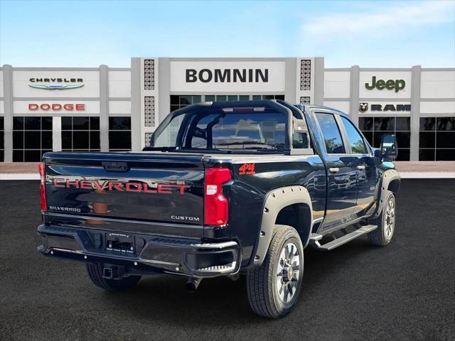 2021 Chevrolet Silverado 2500HD 4WD Crew Cab Standard Bed Custom 2021 Chevrolet Silverado 2500HD 4WD Crew Cab Standard Bed Custom
