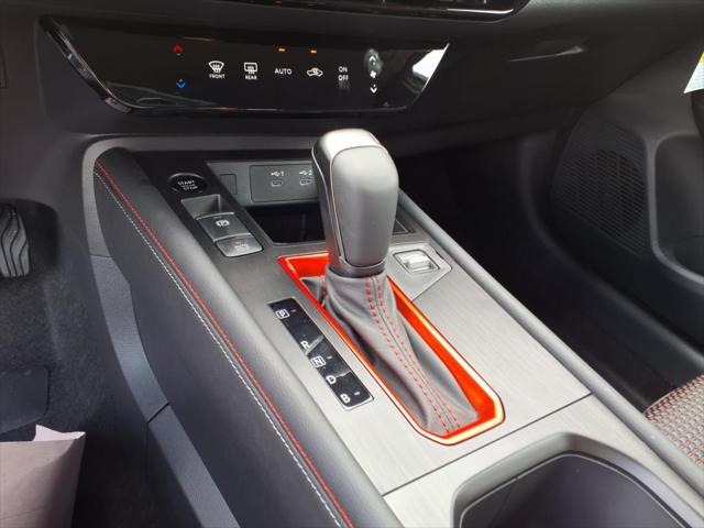 2025 Nissan Kicks SR FWD