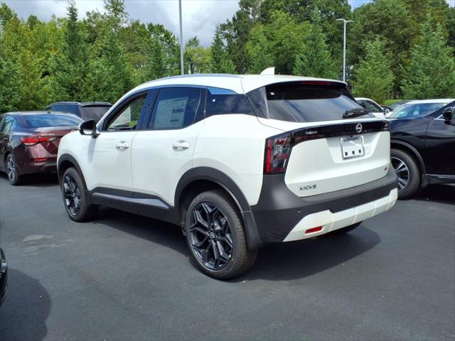 2025 Nissan Kicks SR FWD
